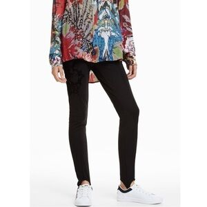 NWT Desigual Abril Pants in black M